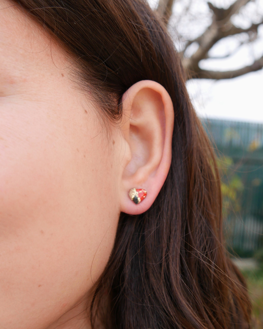 Boucles d'oreilles puces coeurs - Rouge & Vert foncé