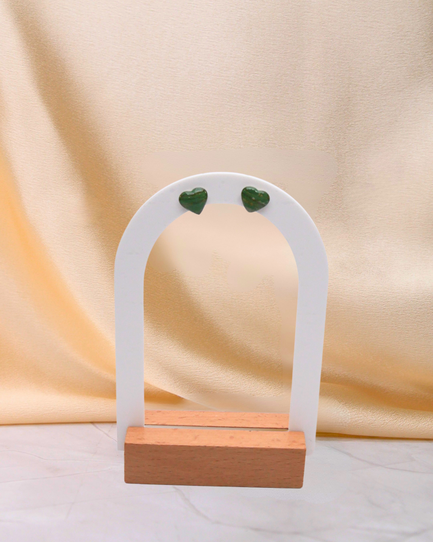 Boucles d'oreilles puces coeurs - Vert