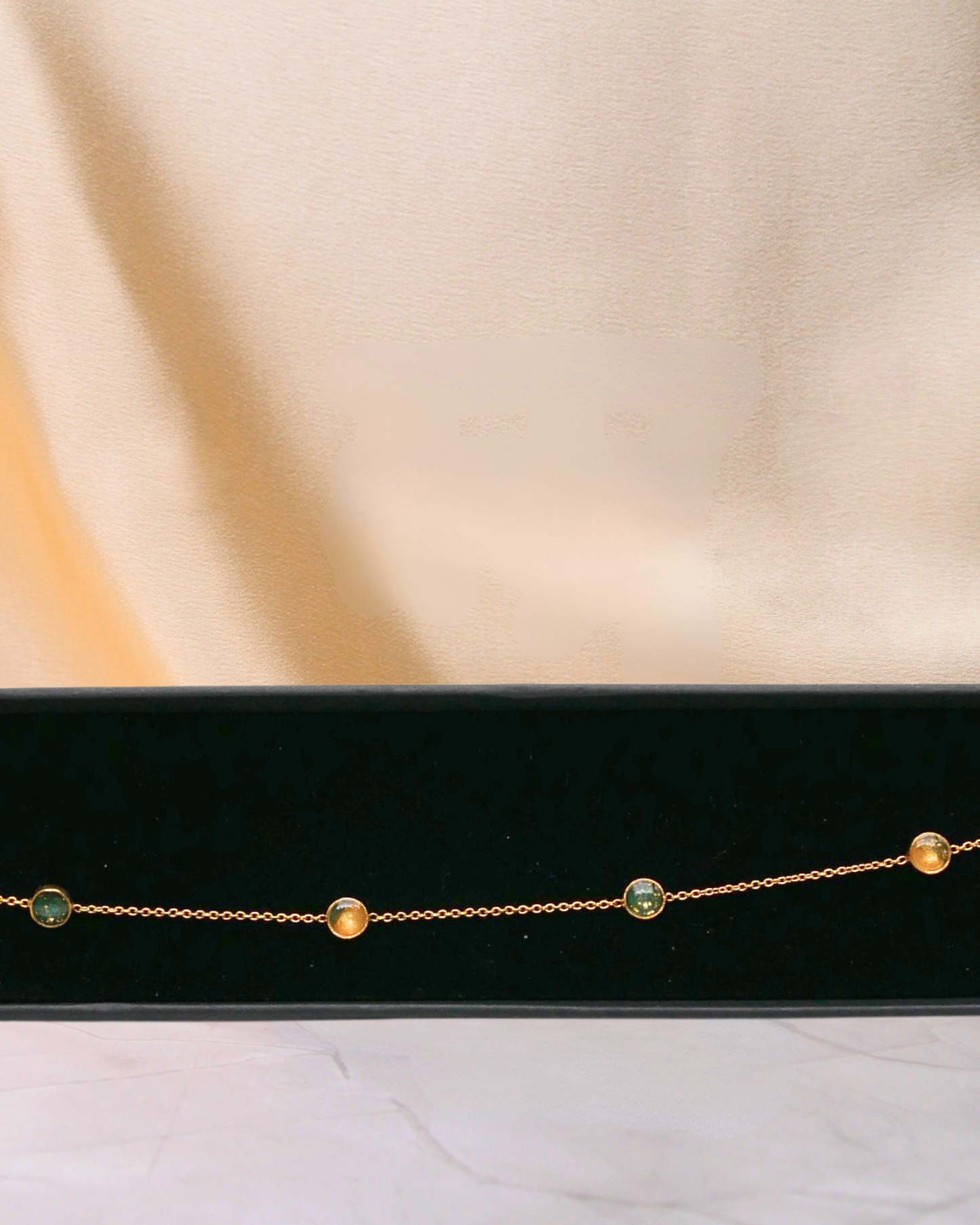 Bracelet à chaîne - 4 couleurs