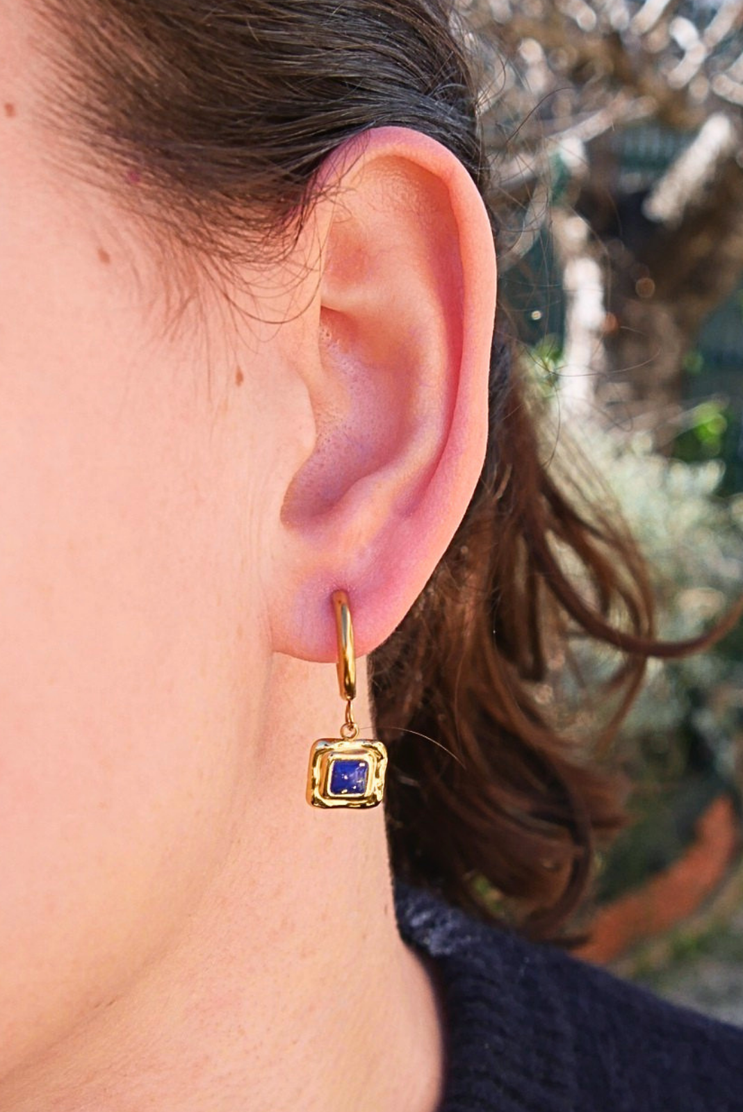 Boucle d'oreille unitaire carré - Bleu électrique