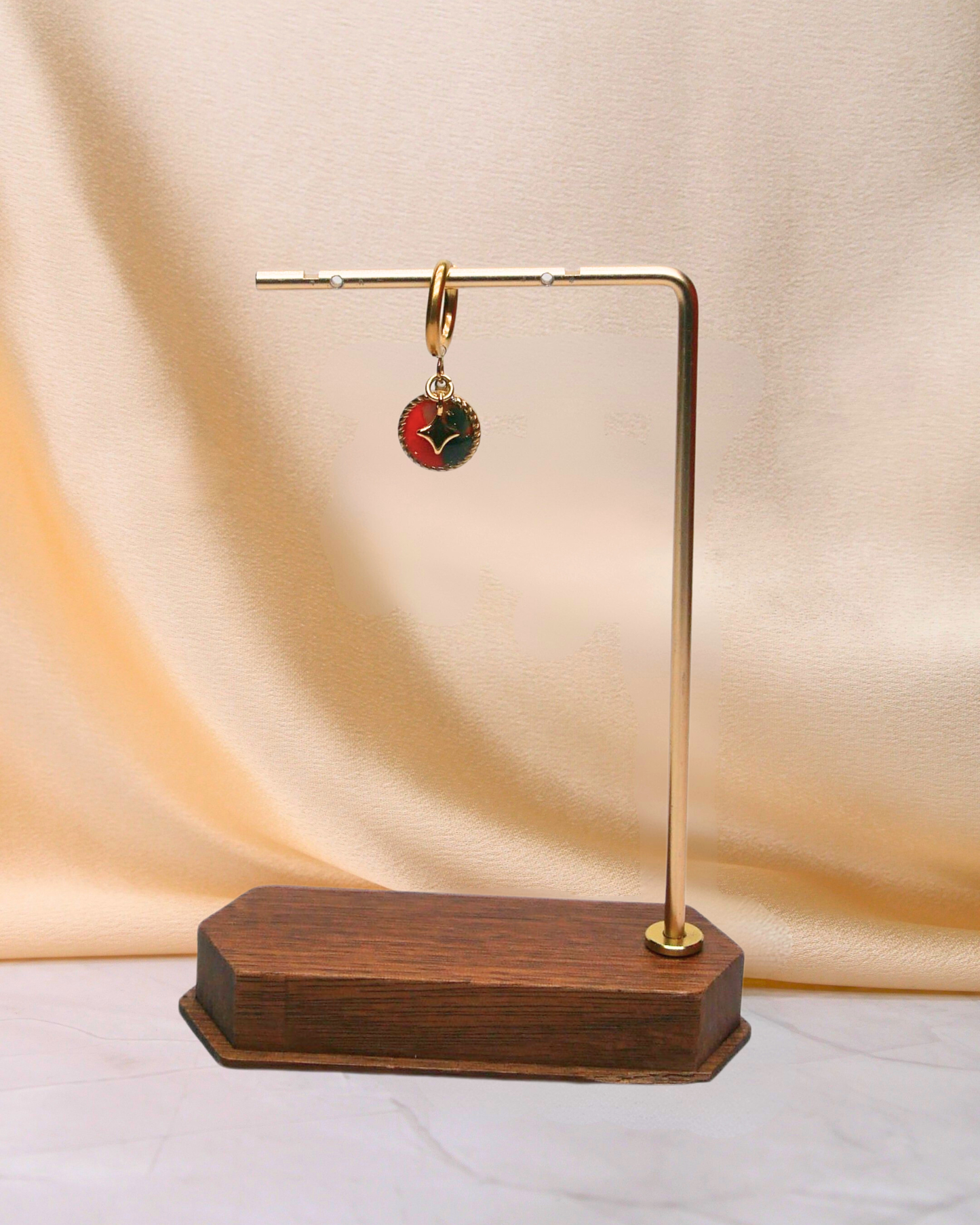 Boucle d'oreille unitaire rond - Rouge & vert foncé