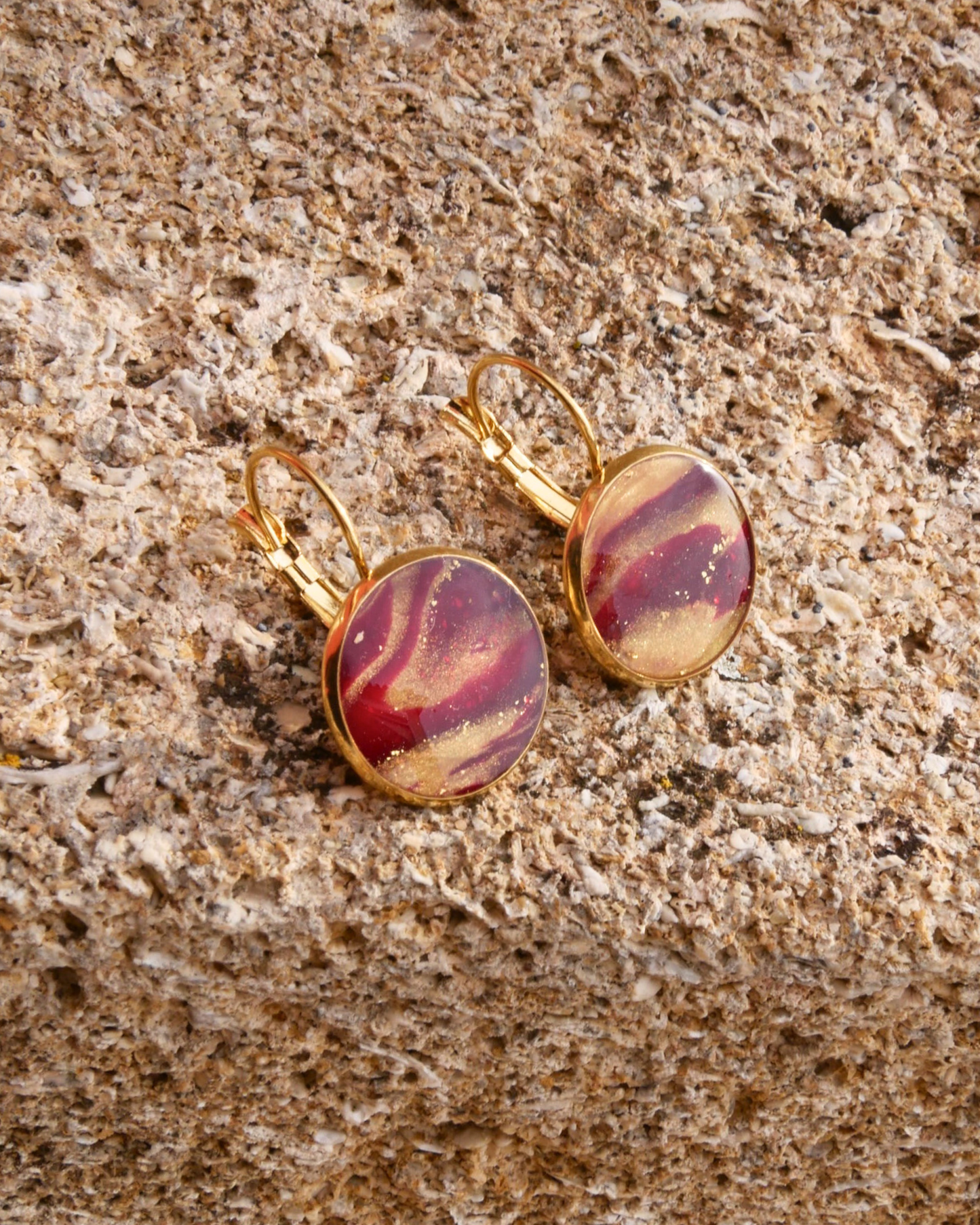 Boucles d'oreilles dormeuses - Bordeaux & doré