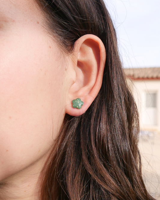 Boucles d'oreilles puces fleurs - Vert