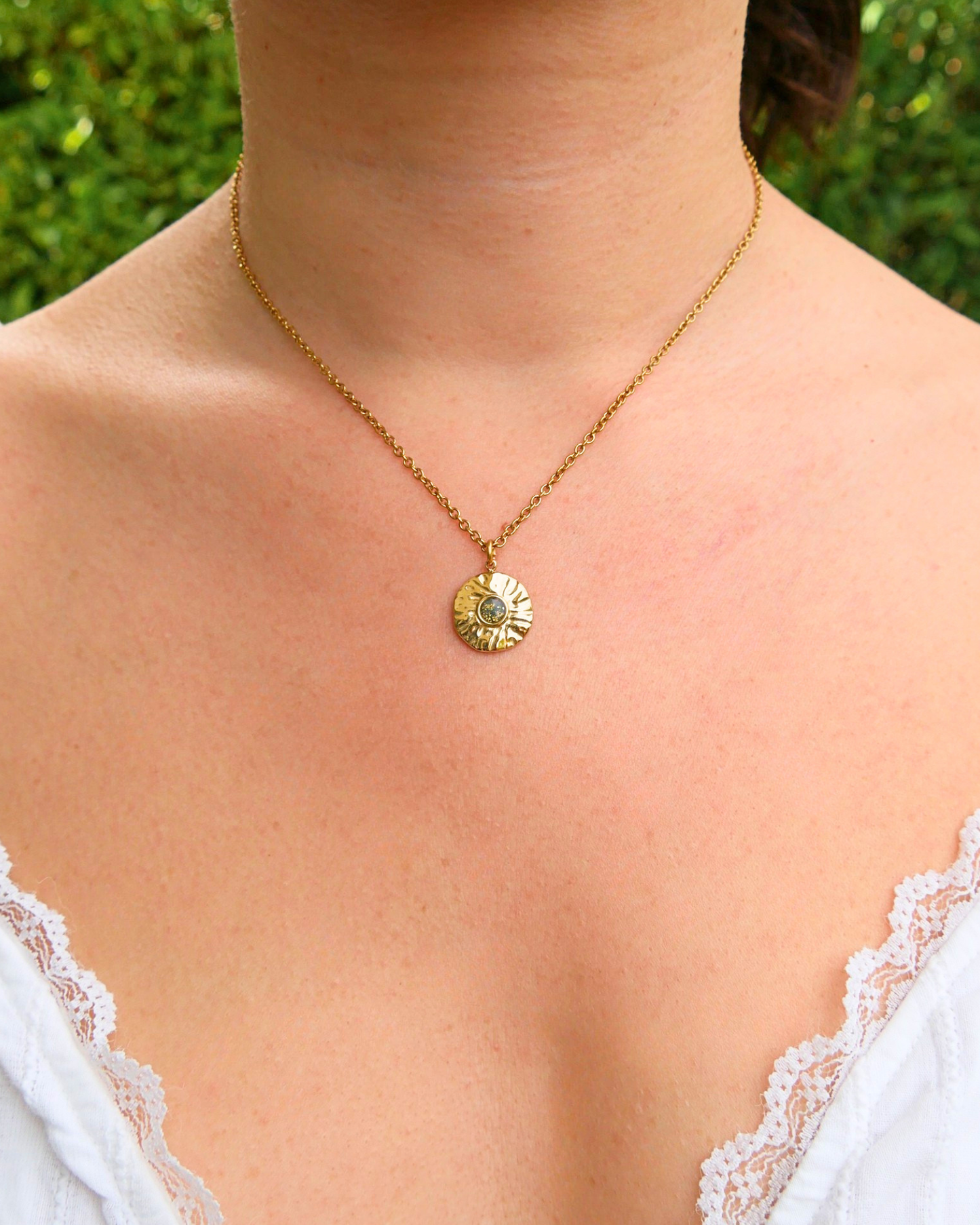 Collier Nicole