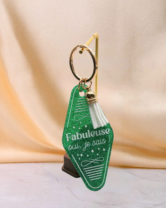 Porte-clés vert pailleté Fabuleuse, oui je sais en résine